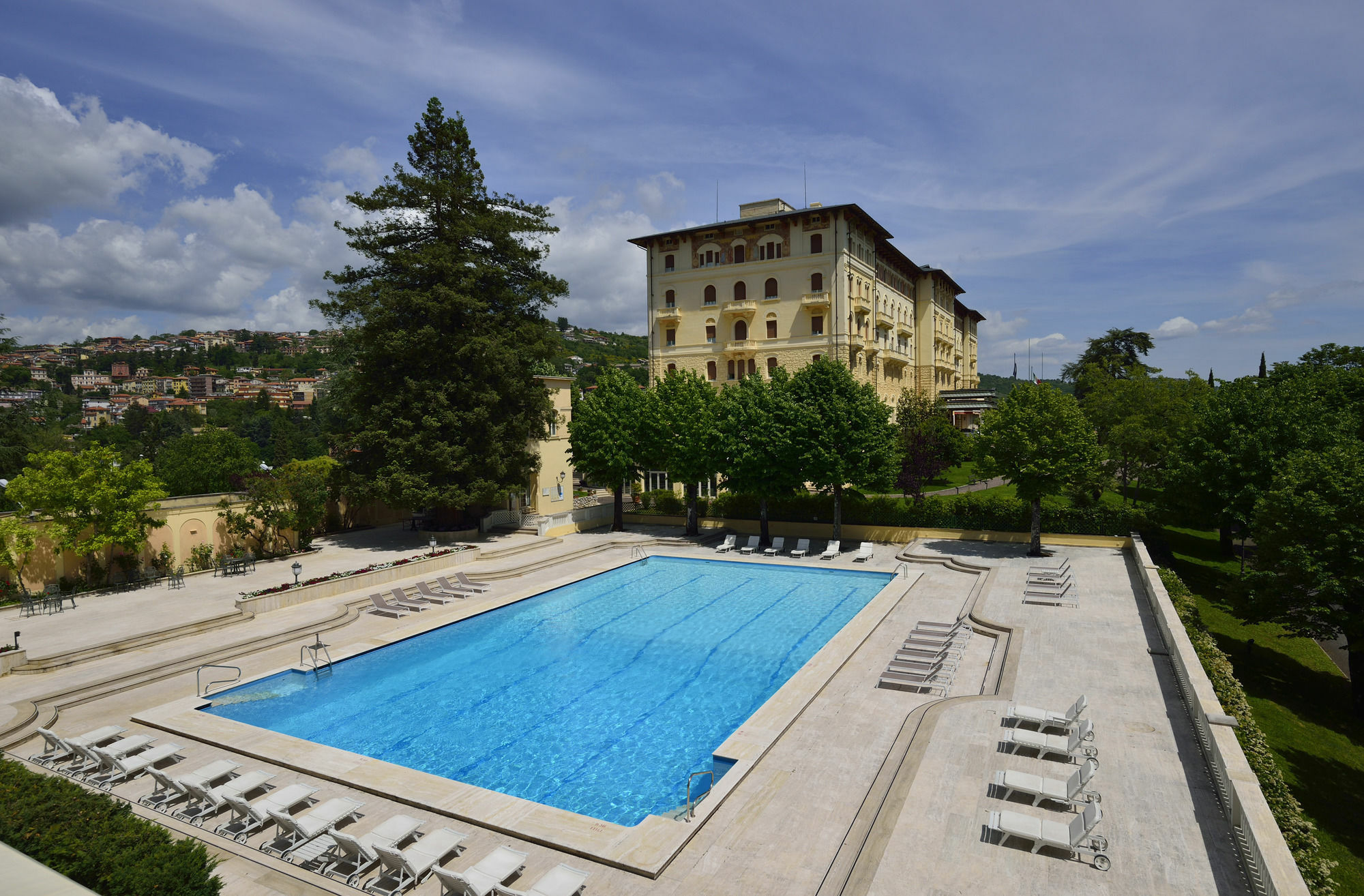 Grand Hotel Palazzo Della Fonte Фиджи Экстерьер фото